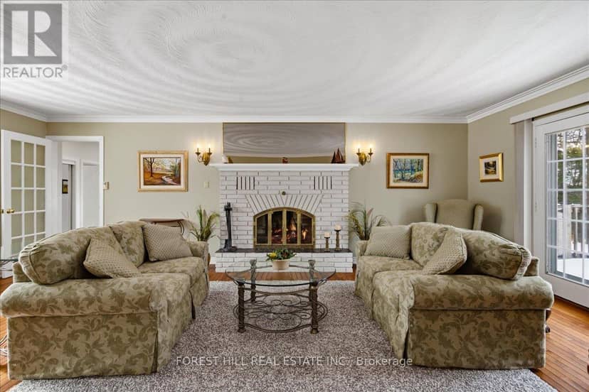 1836 Quantz Crescent — photo 12 of 34