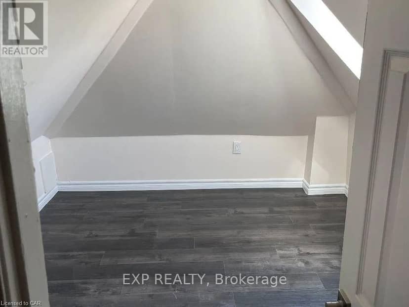 193 Burris Street, Hamilton, photo 7