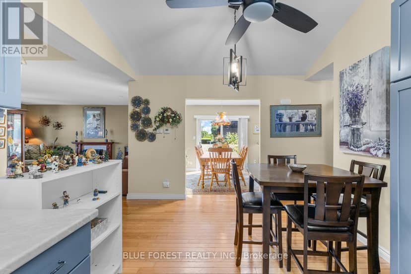 1 Sinclair Drive — photo 17 of 40
