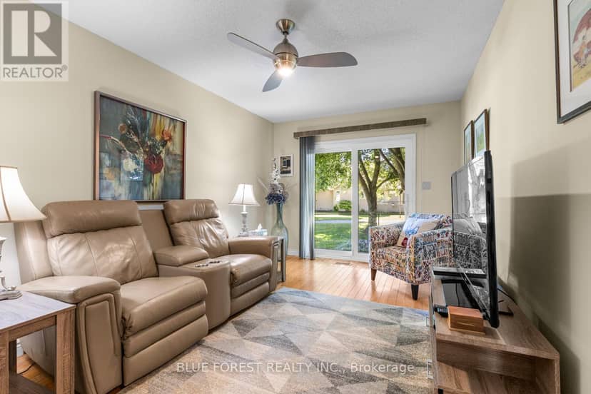 1 Sinclair Drive — photo 23 of 40