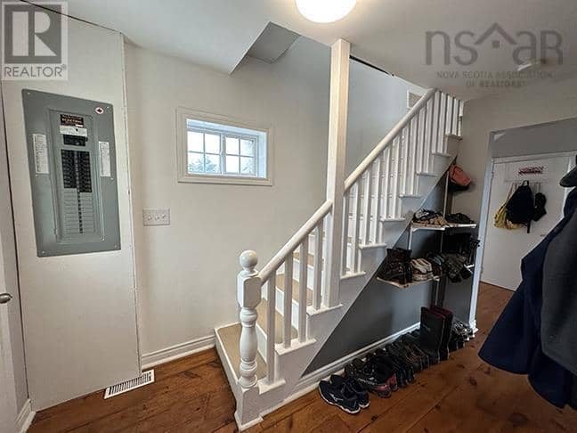 9690 Grenville Street — photo 15 of 40