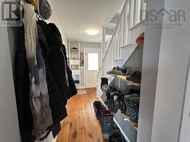 9690 Grenville Street — photo 14 of 40