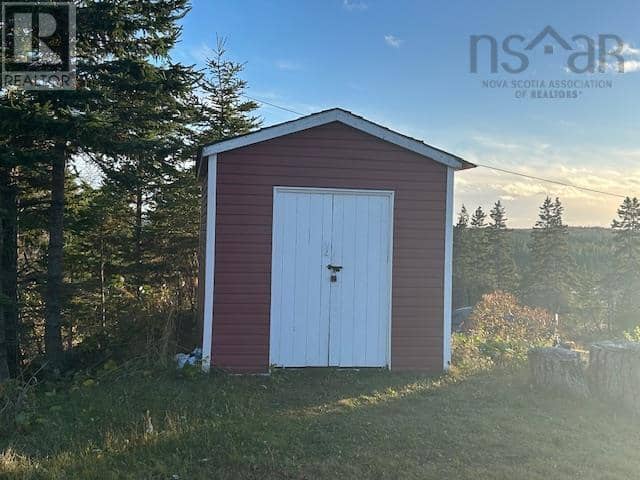 9690 Grenville Street — photo 9 of 40
