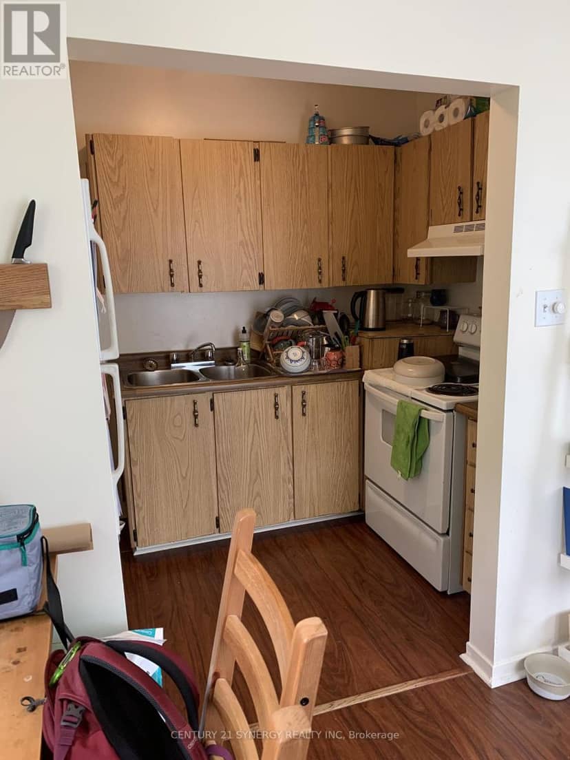 279 St Andrew Street — photo 17 of 30
