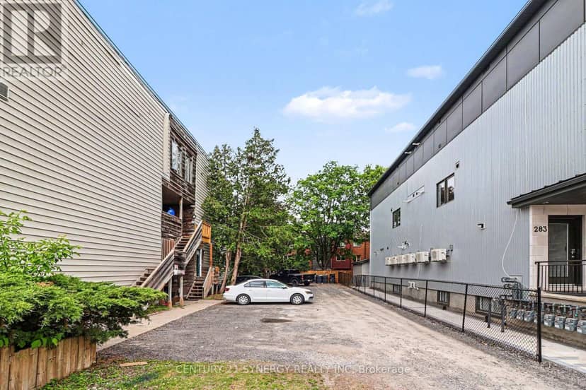 279 St Andrew Street — photo 5 of 30