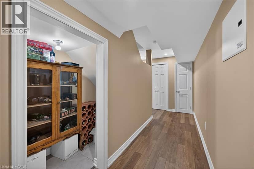 149 KINSMAN Drive — photo 11 of 40