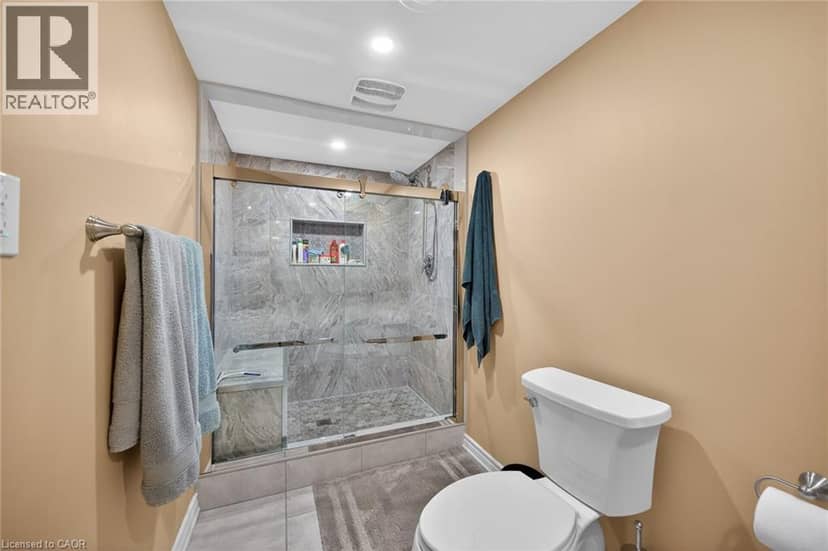 149 KINSMAN Drive — photo 12 of 40