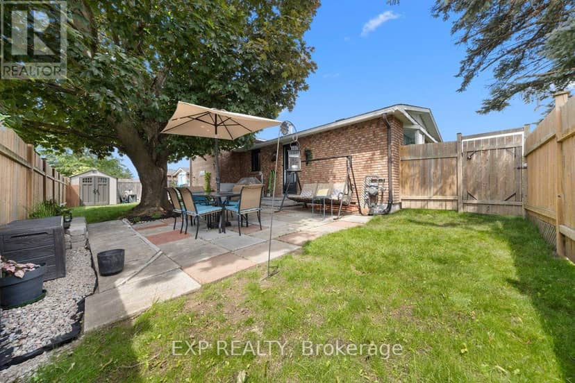 396 Hatfield Crescent — photo 27 of 37