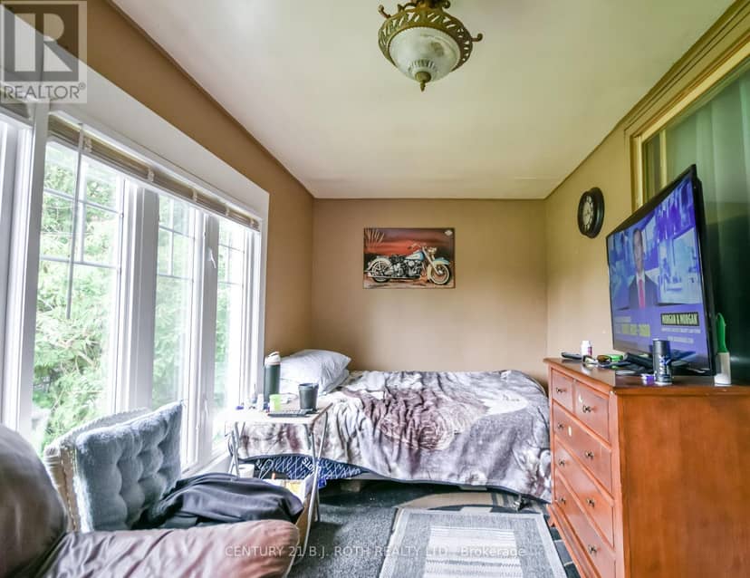 6 Caroline Street — photo 23 of 40