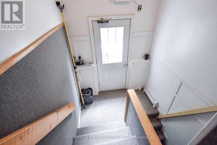 6 Caroline Street — photo 29 of 40
