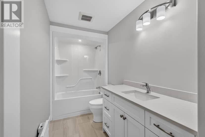 12 Camden Court — photo 15 of 40