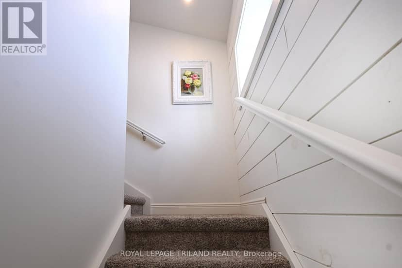 5540 Carriage Road — photo 26 of 40