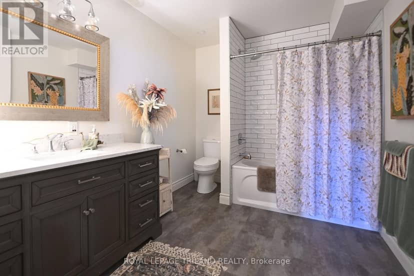 5540 Carriage Road — photo 32 of 40