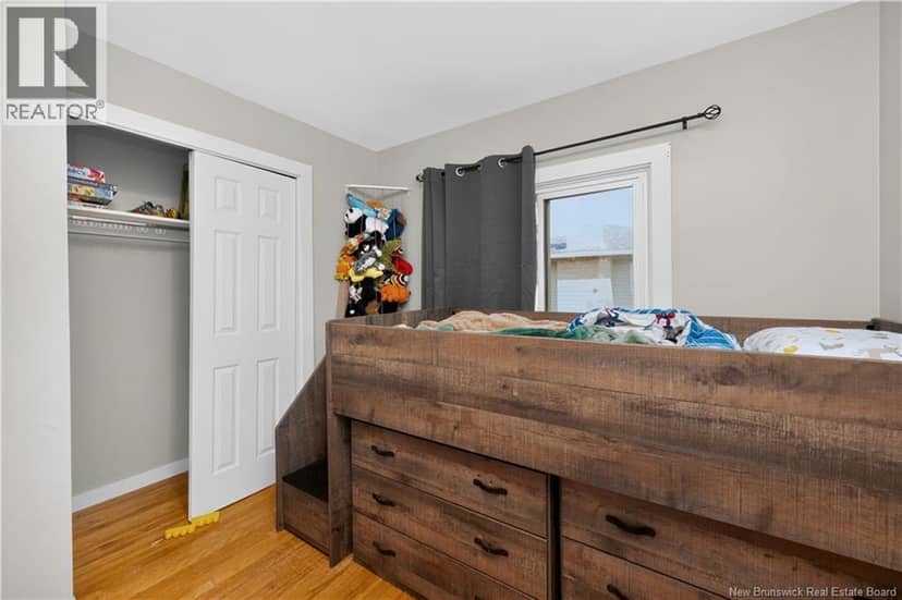 252 Buckingham Avenue — photo 16 of 40