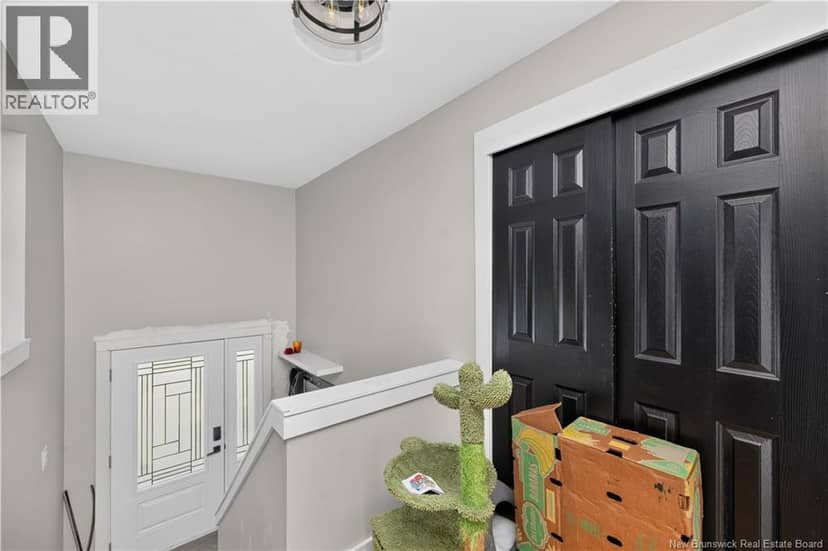 252 Buckingham Avenue — photo 18 of 40