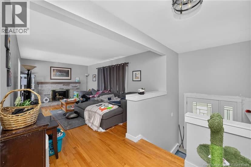 252 Buckingham Avenue — photo 7 of 40