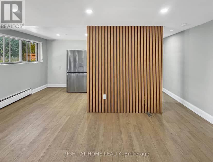 101 - 1830 Dumont Street, London East, photo 2