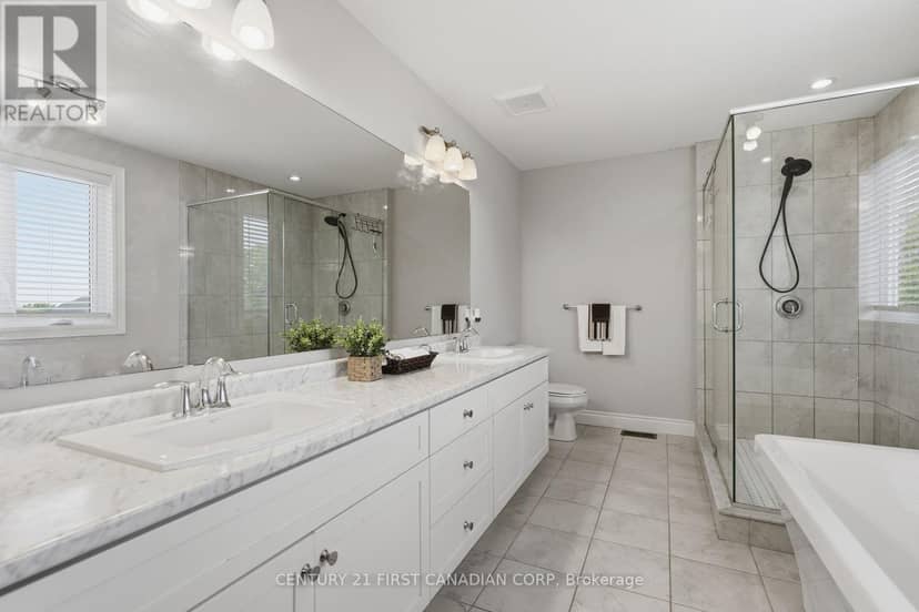 2608 Holbrook Drive — photo 24 of 40