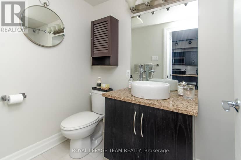 302 - 1433 Wellington Street W — photo 16 of 19