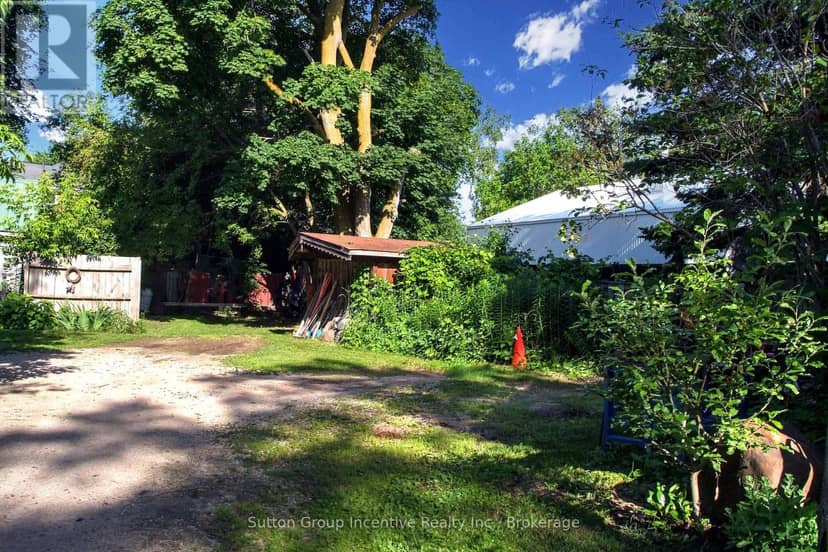 310 Maple Street — photo 4 of 10