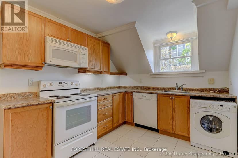 379 Huron Street — photo 33 of 40
