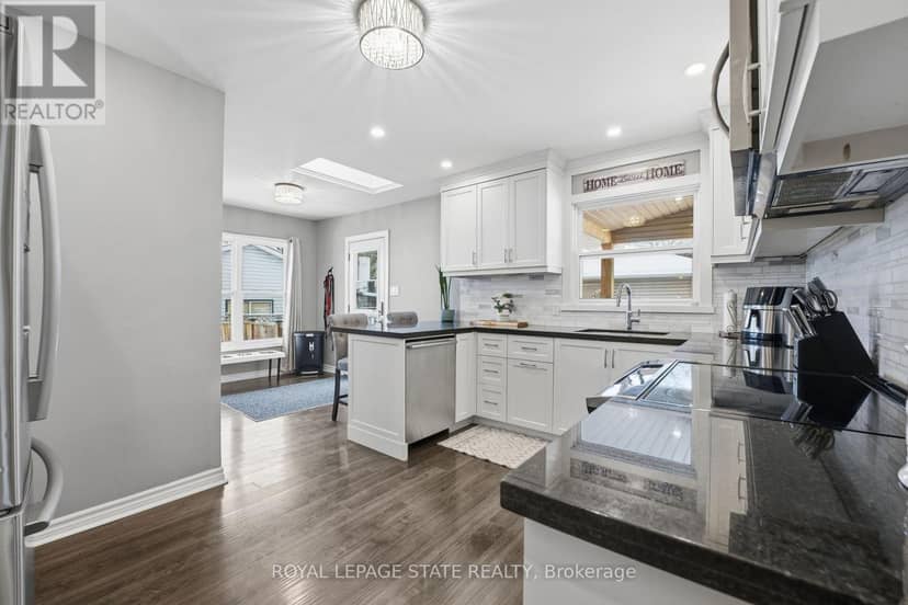 473 Mohawk Road W — photo 13 of 40