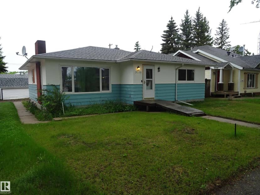5036 52 ST, Andrew