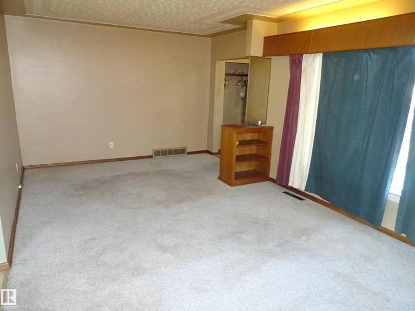5036 52 ST, Andrew, photo 5
