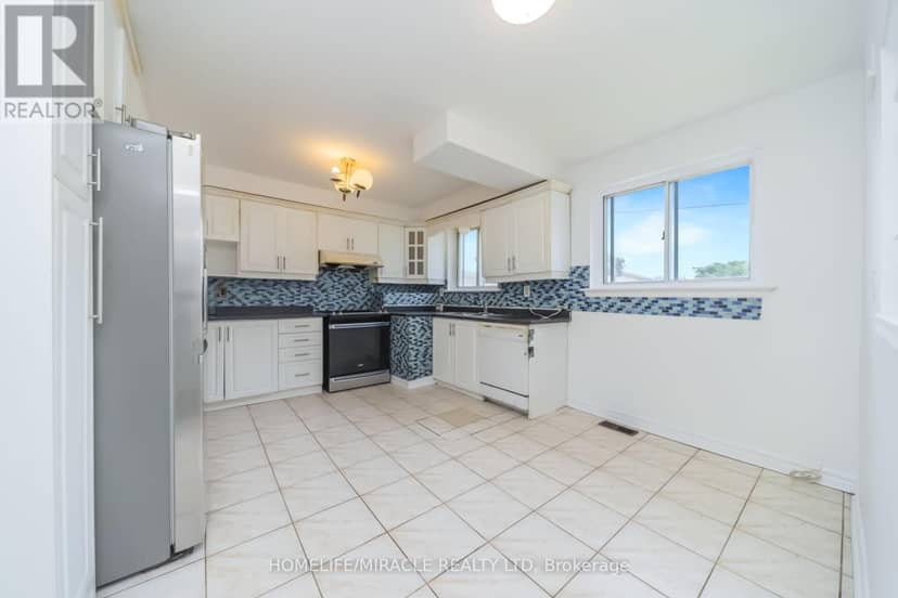 7187 Darcel Avenue — photo 20 of 40