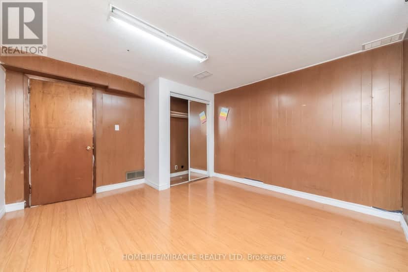 7187 Darcel Avenue — photo 40 of 40