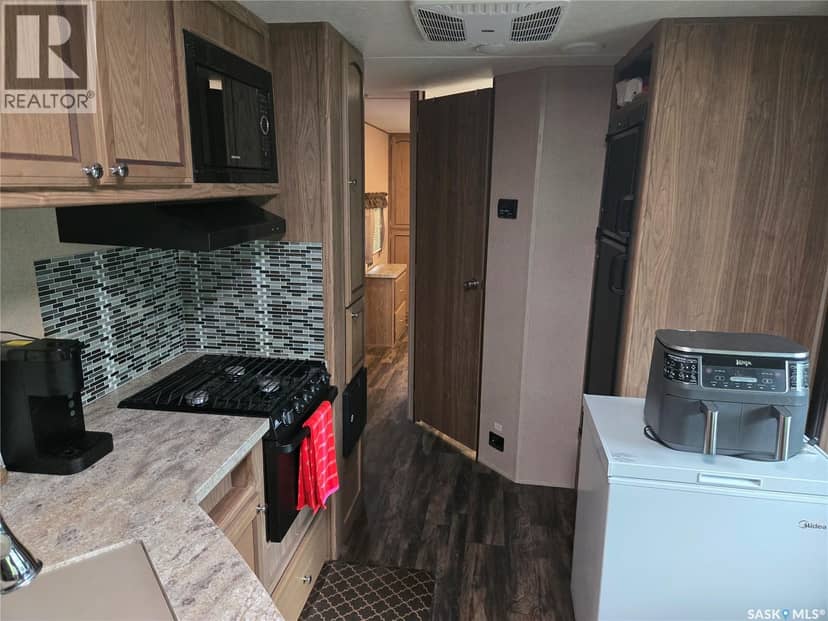 320 fairway DRIVE — photo 13 of 23