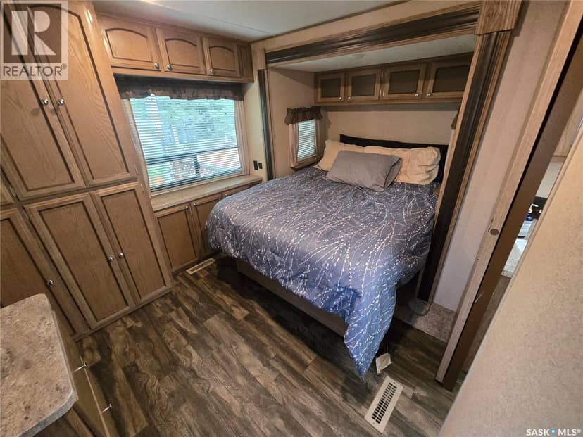 320 fairway DRIVE — photo 16 of 23