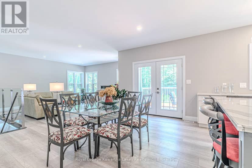 18 New Pierce Drive — photo 17 of 40