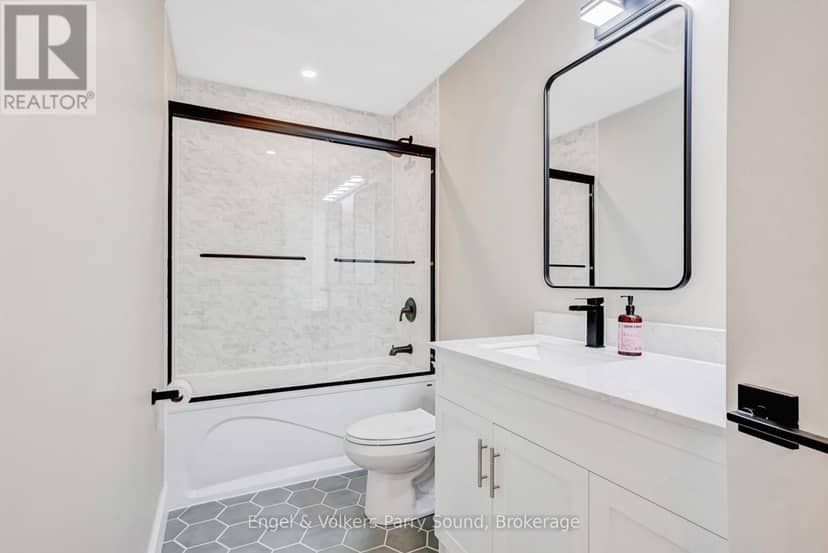 46 Forest Street — photo 19 of 33