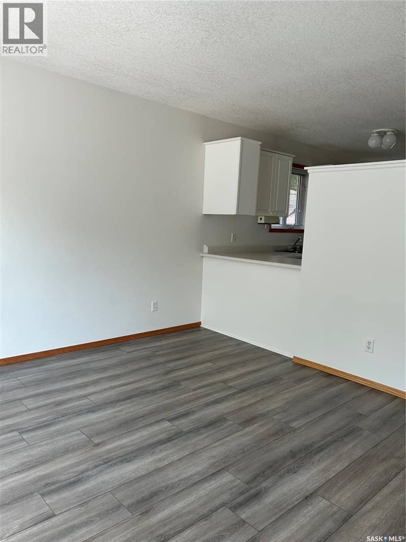 516-518 Centre STREET, Shaunavon, photo 6