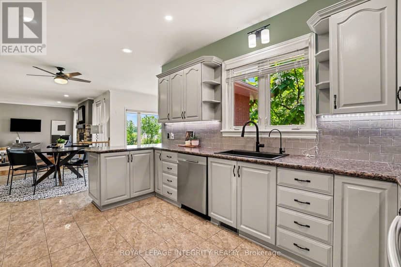 2602 Manotick Station Road — photo 14 of 40