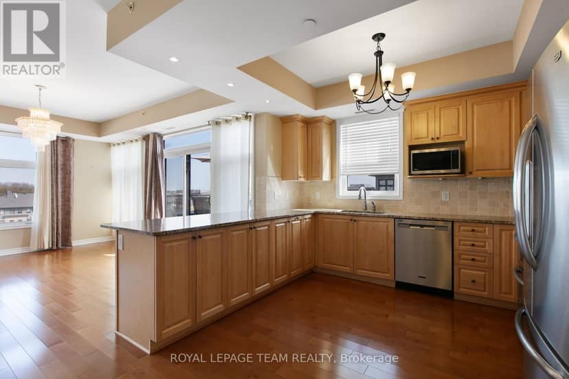 401 - 659 Sue Holloway Drive — photo 23 of 40