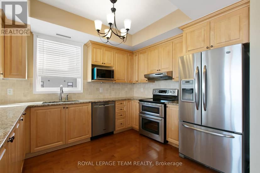 401 - 659 Sue Holloway Drive — photo 24 of 40