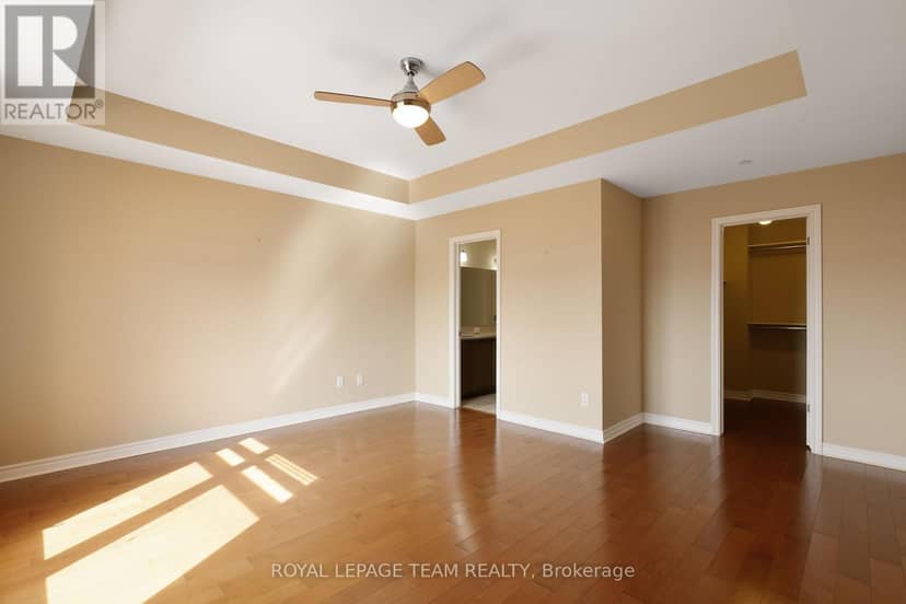 401 - 659 Sue Holloway Drive — photo 35 of 40