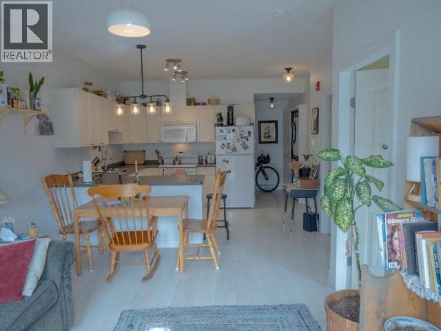 104-505 Ogilvie Street — photo 3 of 12
