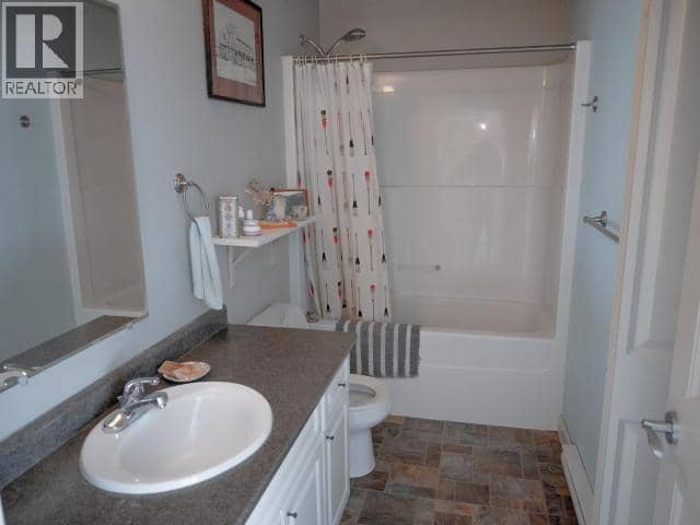 104-505 Ogilvie Street — photo 5 of 12