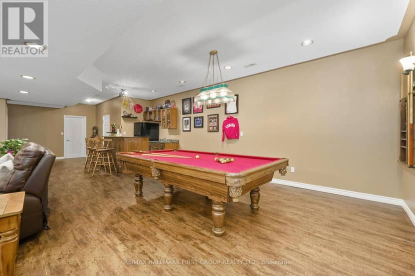 3211 Charbrook Crescent — photo 32 of 40