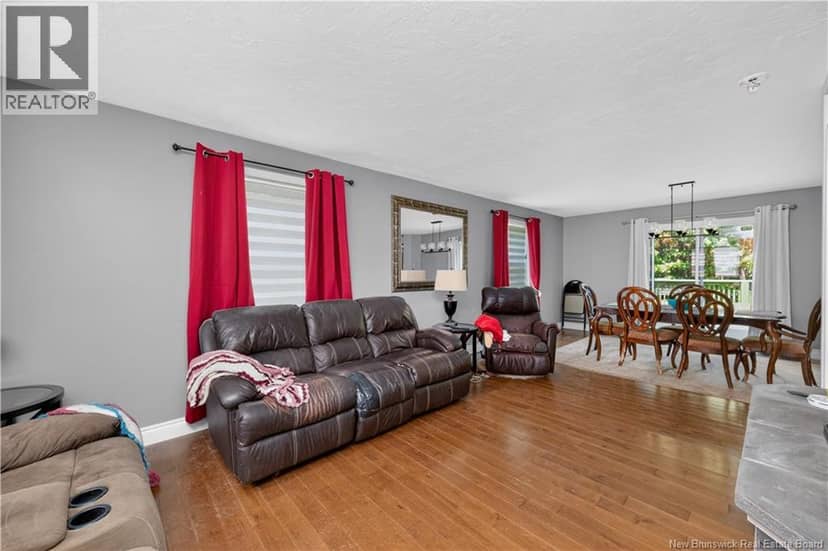 32 Bellefield — photo 18 of 40