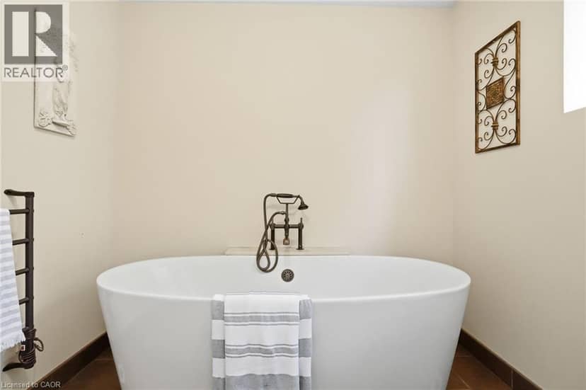 3411 LANSDOWN Drive — photo 34 of 40