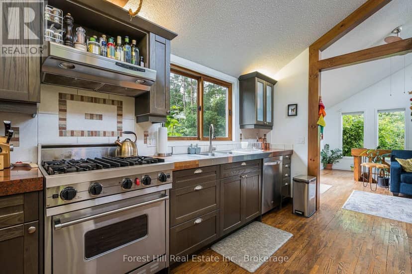 23 Silver Creek Drive — photo 14 of 40
