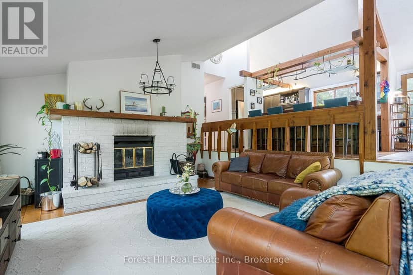 23 Silver Creek Drive — photo 18 of 40