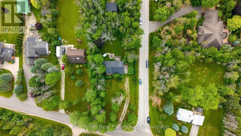 23 Silver Creek Drive — photo 2 of 9