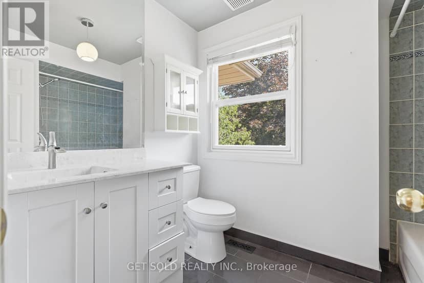 28 Hawkins Drive — photo 22 of 31