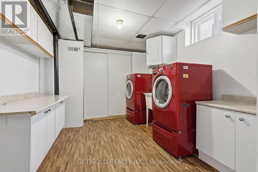 28 Hawkins Drive — photo 26 of 31