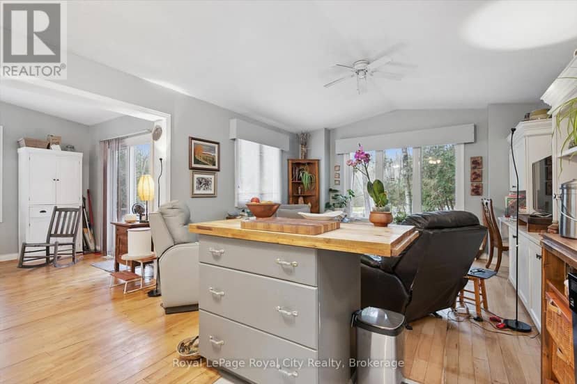 10 Spruce Avenue — photo 17 of 36